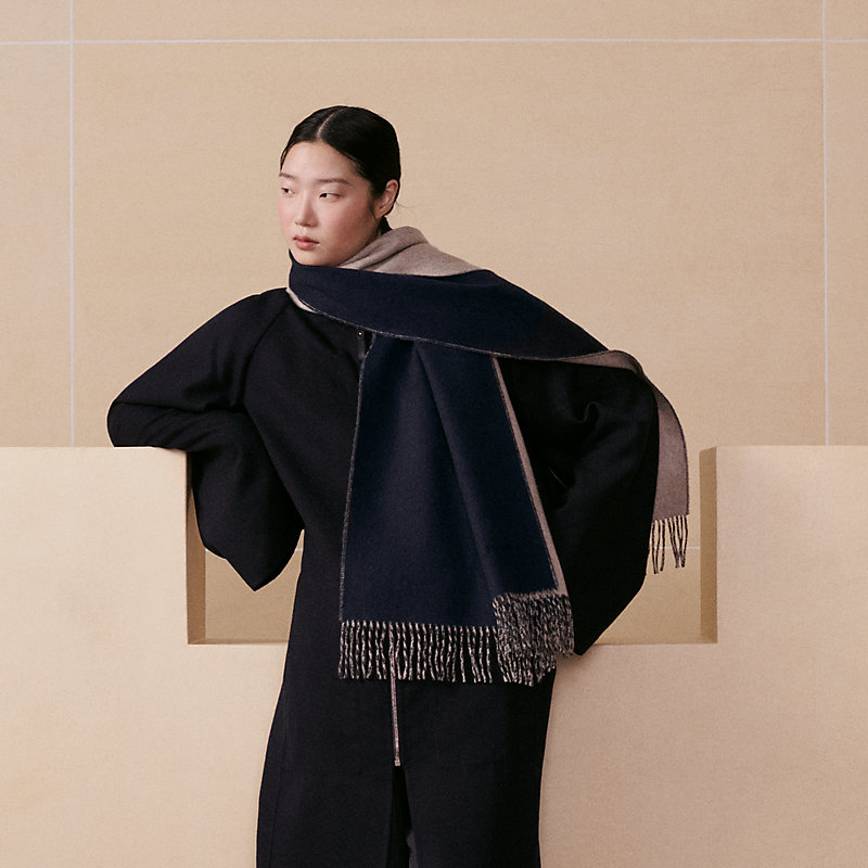 Double Face stole - Blue | Hermès Canada